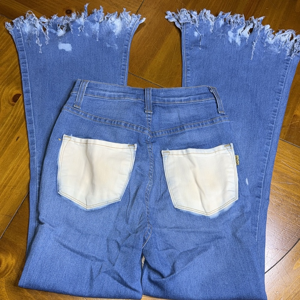 🖤Vibrant M.I.U Fringe Bottom Flare Jeans Size 25 - Picture 7 of 8